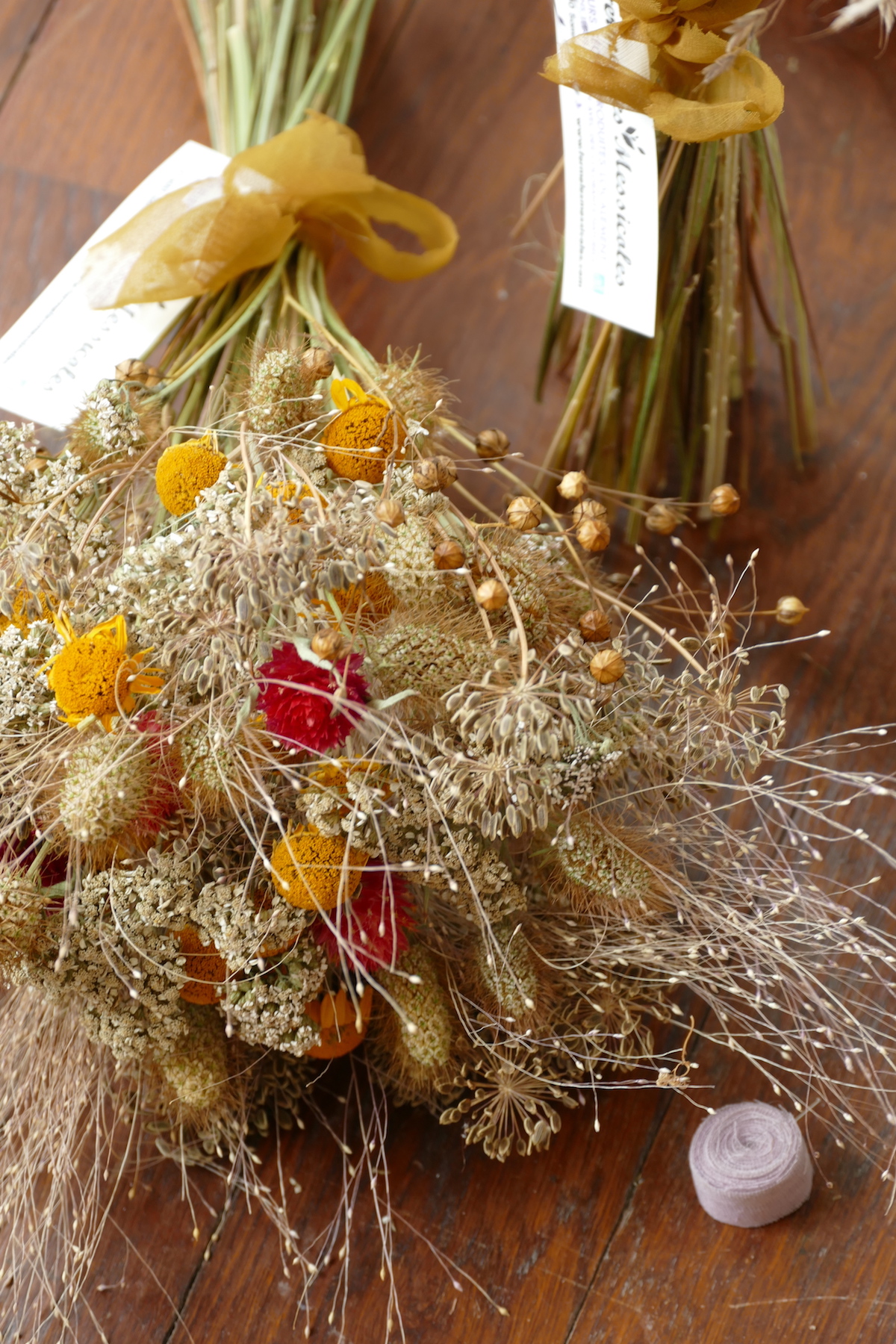 P1070699 - Bouquet sec avec ruban